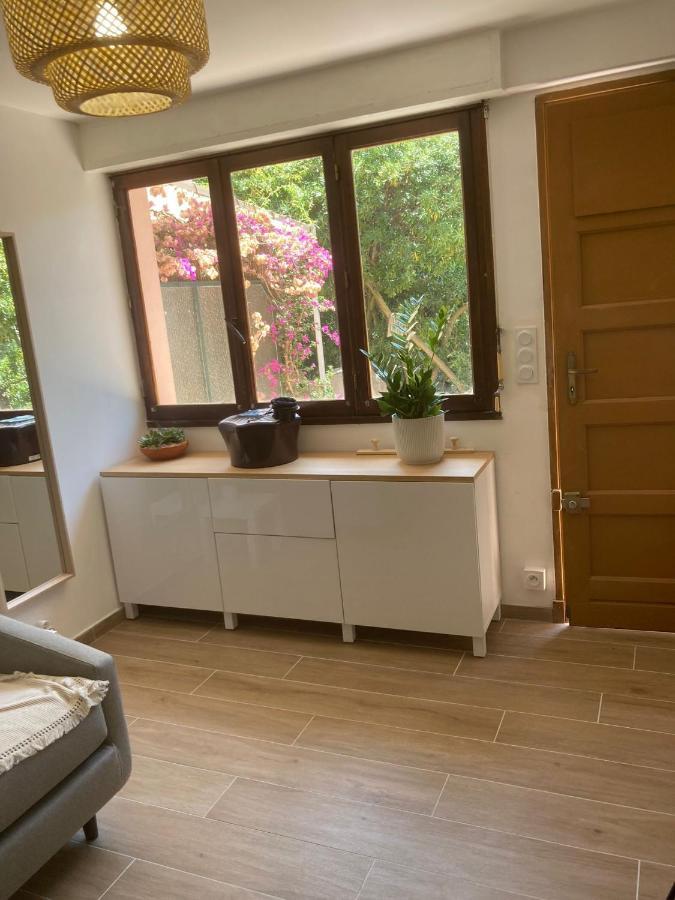 Charmant Studio Lavandou - 500M Plage 勒拉旺杜 外观 照片